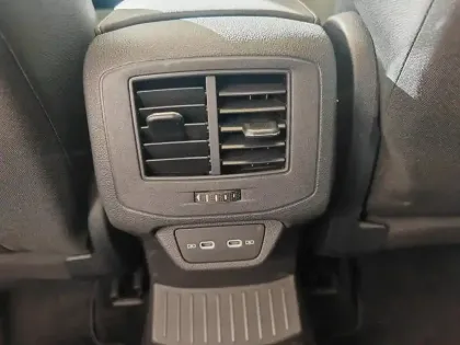 Photo 7 Volkswagen T-roc  1.5 TSI EVO 150ch Style
