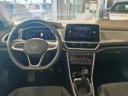 Photo 8 Volkswagen T-roc  1.5 TSI EVO 150ch Style
