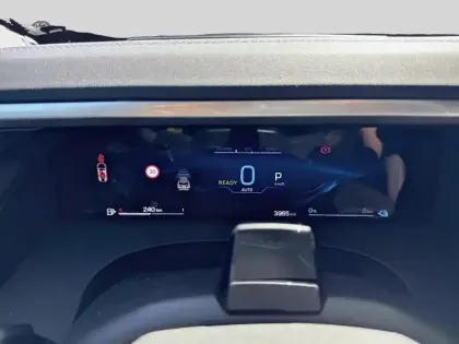 Photo 7 Jeep Compass  1.6 Turbo T4 225ch e-Hybrid Plug-in First Edition BVR7