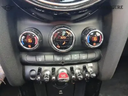 Photo 13 Mini Mini  Cooper 136ch  Edition Camden BVA7