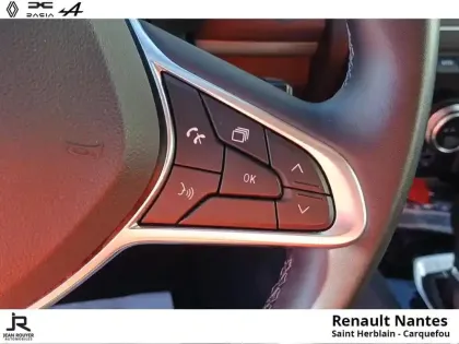 Photo 13 Renault Arkana  1.6 E-Tech 145ch Zen