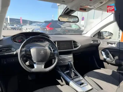 Photo 14 Peugeot 308  1.5 BlueHDi 130ch S&S Allure EAT8