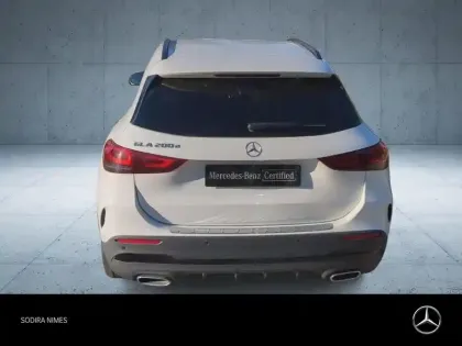 Photo 5 Mercedes GLA  200 d 150ch AMG Line 8G-DCT