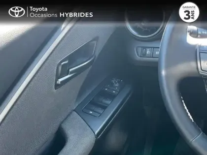 Photo 13 Toyota C-HR  1.8 Hybride 140ch Dynamic MY25