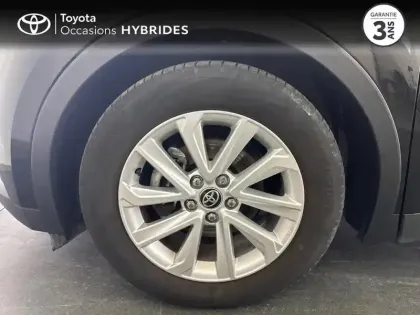 Photo 8 Toyota C-HR  1.8 Hybride 140ch Dynamic MY25