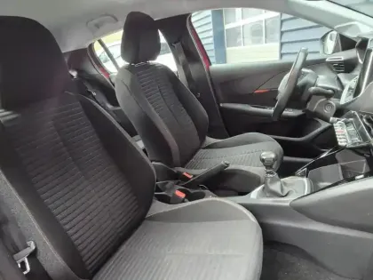 Photo 13 Peugeot 208  1.5 BlueHDi 100ch S&S Active