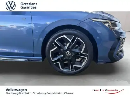Photo 9 Volkswagen Golf  1.5 eTSI EVO2 116ch R-Line Edition DSG7