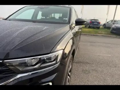 Photo 13 Volkswagen T-roc  1.0 TSI 110ch Active