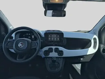 Photo 7 Fiat Panda  Pandina 1.0 65ch BSG S&S Hybrid Cross (Step1)