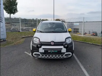 Photo 16 Fiat Panda  Pandina 1.0 65ch BSG S&S Hybrid Cross (Step1)