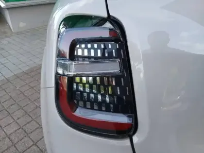 Photo 9 Fiat 600  1.2 Hybrid Turbo 110ch La Prima eDCT6