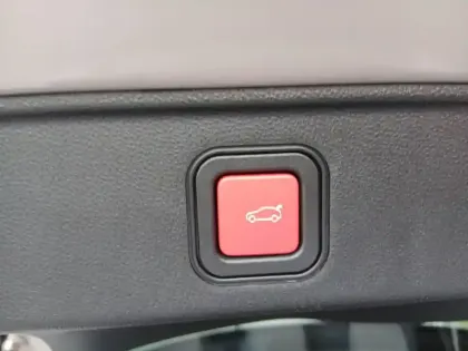 Photo 7 Fiat 600  1.2 Hybrid Turbo 110ch La Prima eDCT6