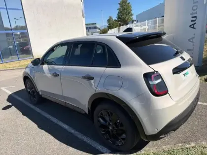 Photo 6 Fiat 600  1.2 Hybrid Turbo 110ch Sport eDCT6