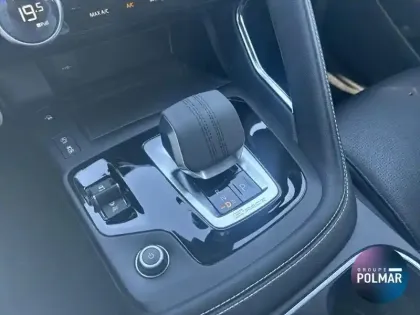 Photo 13 Jaguar E-Pace  P200 FlexFuel MHEV 200ch R-Dynamic S