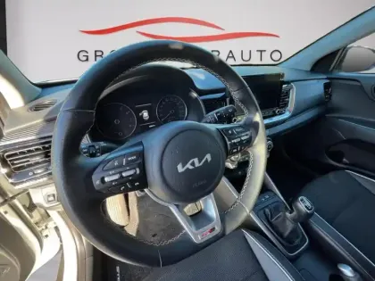 Photo 10 Kia Stonic  1.0 T-GDi 120ch MHEV GT Line iBVM6