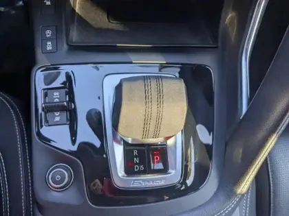 Photo 13 Jaguar E-Pace  P200 FlexFuel MHEV 200ch R-Dynamic SE