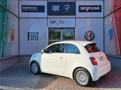 Photo 5 Fiat 500  e 95ch MY23