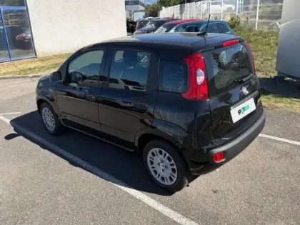 Photo 6 Fiat Panda  Pandina 1.0 65ch BSG S&S Hybrid Icône (Step1)