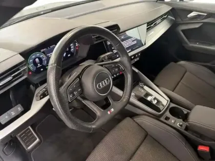 Photo 8 Audi A3 40 TFSIe 204 S tronic 6 S line