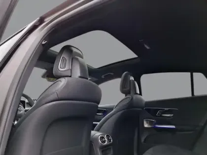 Photo 8 Mercedes GLC 300 d e Hybrid EQ 4MATIC AMG L