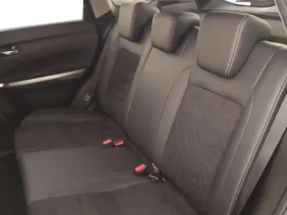 Photo 22 Suzuki Vitara  1.5 Dualjet Hybrid 115ch Style Auto
