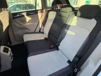 Photo 15 Volkswagen Tiguan  1.4 eHybrid 245ch Elegance DSG6