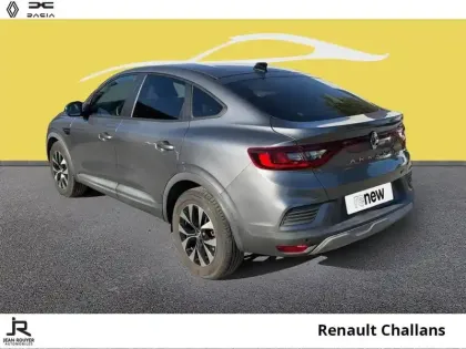 Photo 13 Renault Arkana  1.6 E-Tech hybride 145ch Evolution -22