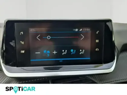 Photo 14 Peugeot 208  1.2 PureTech 100ch S&S Style EAT8