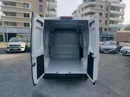 Photo 5 Fiat Ducato  Fg L2H2 3.3 140ch Easy Pro