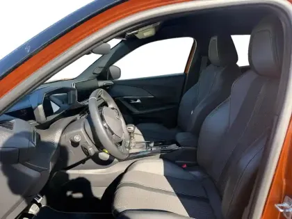 Photo 8 Peugeot 2008  1.2 PureTech 130ch S&S GT