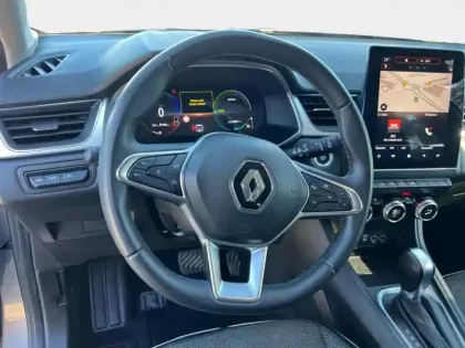 Photo 14 Renault Captur  1.6 E-Tech hybride 145ch Techno Fast Track