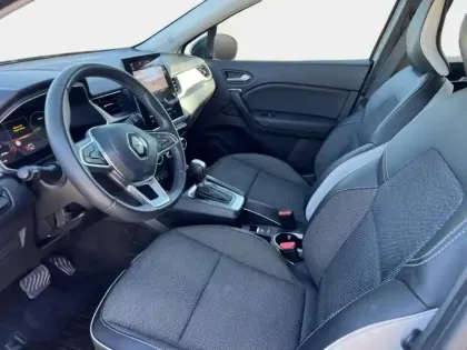 Photo 13 Renault Captur  1.6 E-Tech hybride 145ch Techno Fast Track