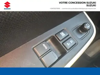 Photo 14 Suzuki Swift  1.2 Dualjet Hybrid 83ch Privilège AllGrip