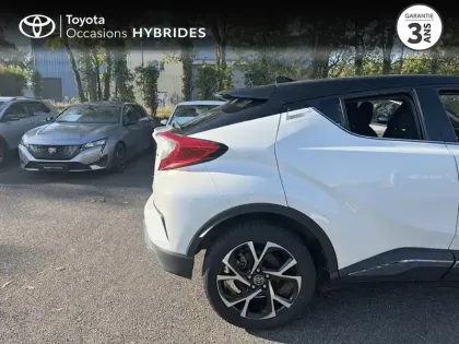 Photo 15 Toyota C-HR  122h Design 2WD E-CVT RC18