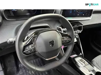 Photo 12 Peugeot 208  1.2 Hybrid 110ch Allure e-DCS6