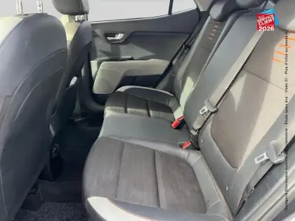 Photo 10 Kia Stonic  1.0 T-GDI 120ch ISG Launch Edition Business