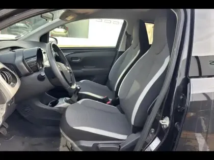 Photo 9 Toyota Aygo  1.0 VVT-i 72ch x-look 5p MY20