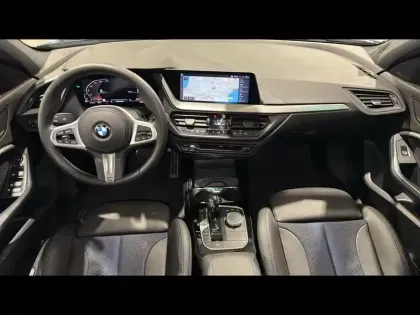 Photo 22 BMW Serie 1 Série 1 118dA 150ch M Sport