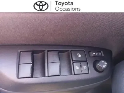 Photo 12 Toyota Yaris  Cross 116h 2WD Dynamic MY22