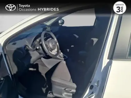 Photo 10 Toyota Yaris  116h Dynamic Business 5p + Programme Beyond Zero Academy MY22