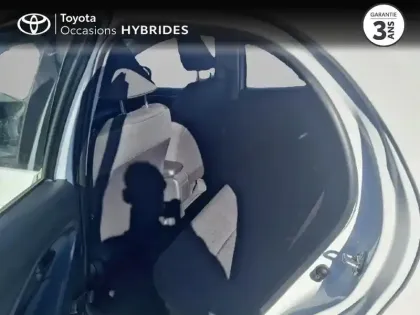 Photo 11 Toyota Yaris  116h Dynamic Business 5p + Programme Beyond Zero Academy MY22