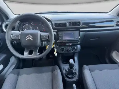 Photo 7 Citroën C3  1.2 PureTech 83ch S&S YOU!