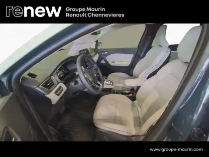 Photo 9 Renault Captur  1.6 E-Tech hybride 145ch Iconic
