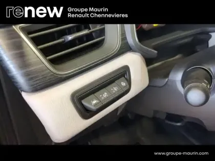 Photo 11 Renault Captur  1.6 E-Tech hybride 145ch Iconic