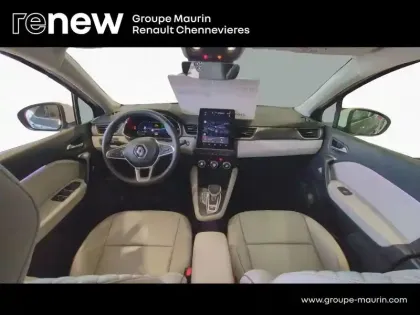 Photo 8 Renault Captur  1.6 E-Tech hybride 145ch Iconic