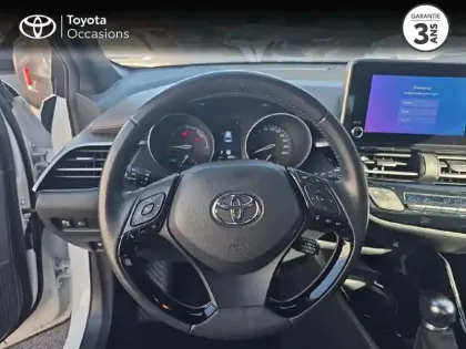 Photo 8 Toyota C-HR  184h Distinctive 2WD E-CVT MY22