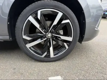 Photo 6 Skoda Kamiq  1.0 TSI Evo 2 116ch Monte Carlo DSG7