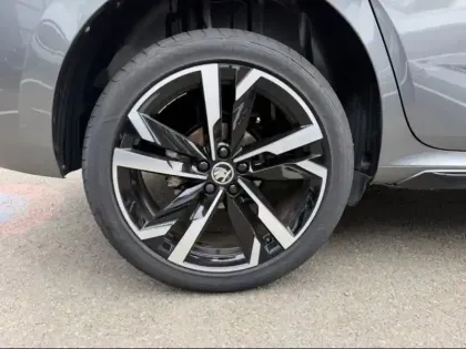 Photo 7 Skoda Kamiq  1.0 TSI Evo 2 116ch Monte Carlo DSG7