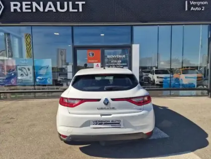 Photo 30 Renault Megane IV Berline Business Blue dCi 115