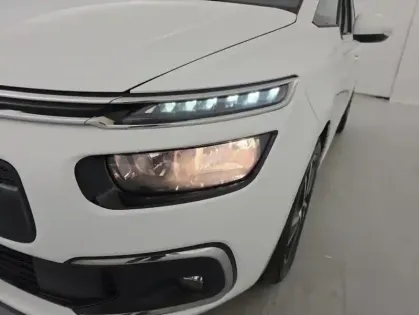 Photo 9 Citroën C4 Picasso BlueHDi 160ch Shine EAT8 Suréquipé